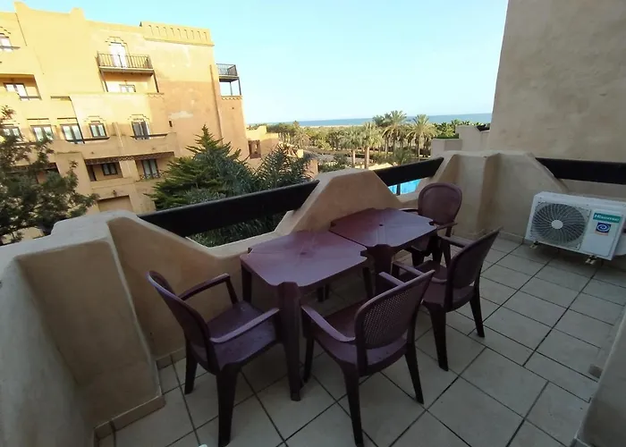 Apartamento 3ª Planta Vistas Laterales Al Mar